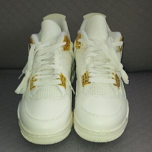 2024 Air Jordan 4 Retro 'Metallic Gold' Mens Size 9 / Womens 10.5